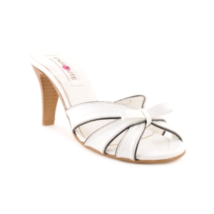 Enroute Women Casual White Heels
