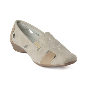 Catwalk Women  Beige Casual Shoes