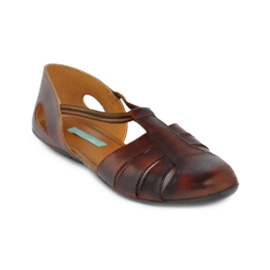 Catwalk Women Closed Brown Sandals