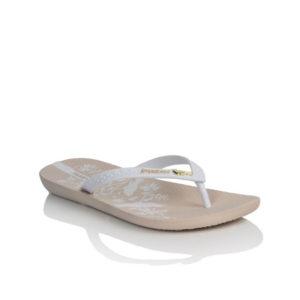 iPanema Women Temas Cream Flip Flops