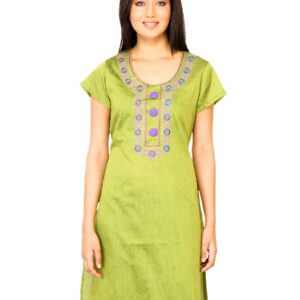 Diva Women Embroided Green Kurta