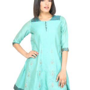 Mother Earth Women Solid Sea Blue Kurta