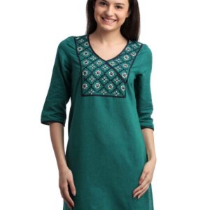 Aurelia Women Green Kurta