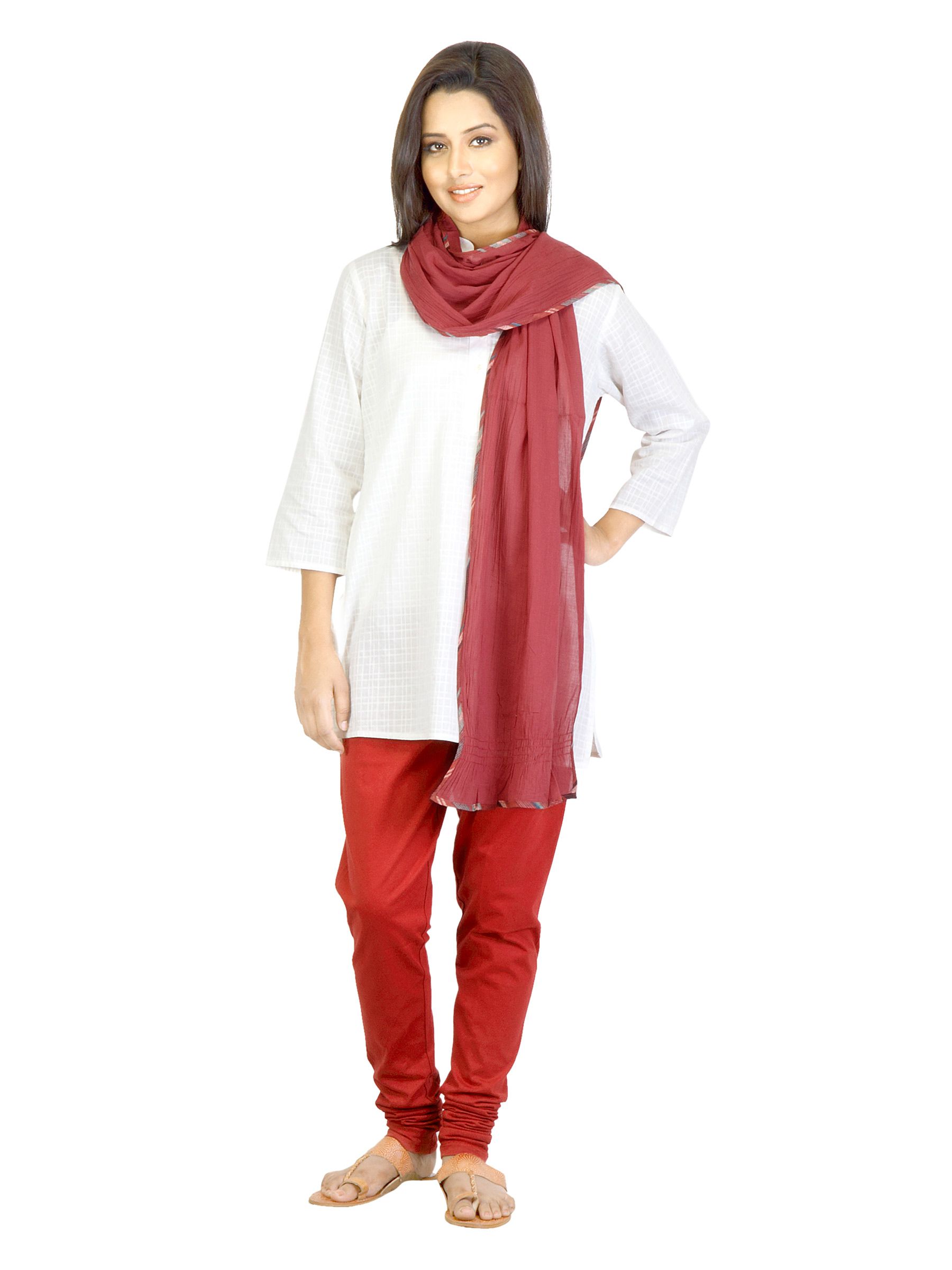 W Women Red Dupatta