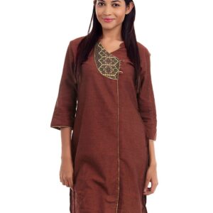 Alma Women Maroon Kurta