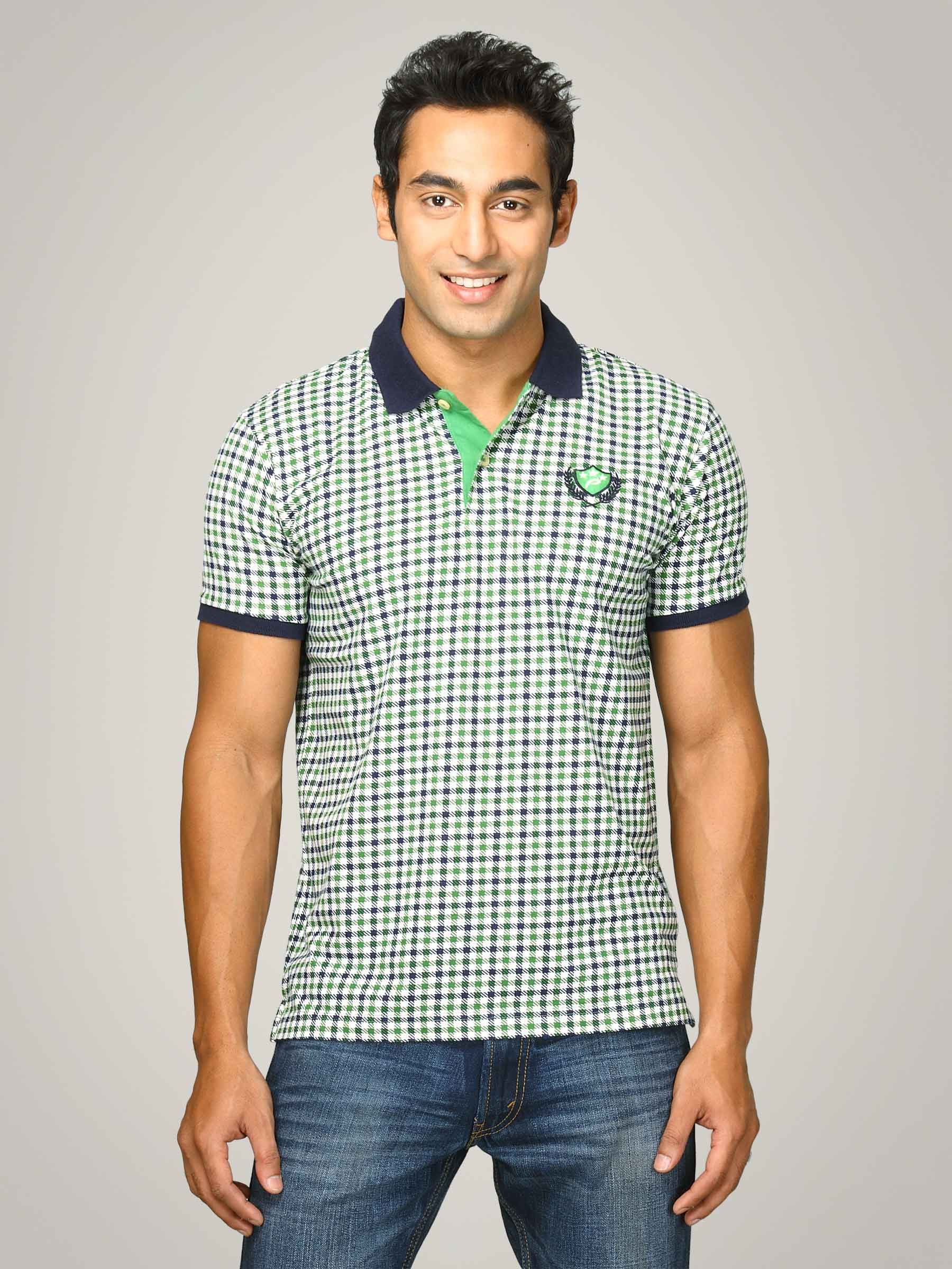 Proline Men Green & Navy Checked Polo T-shirt