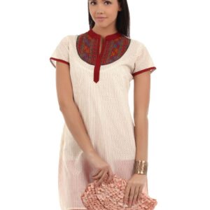 Prafful Women Printed Off White Kurti