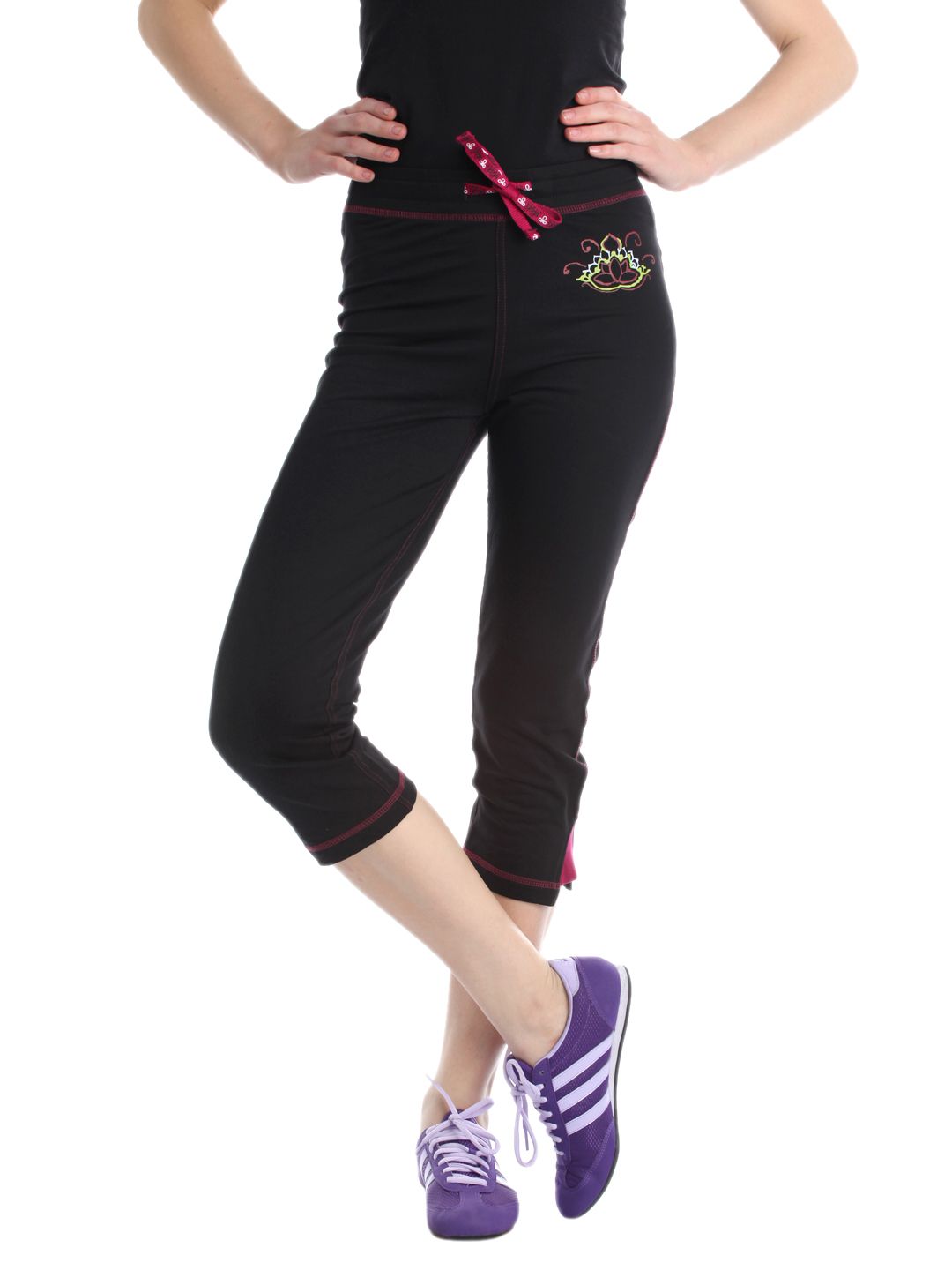 Urban Yoga Women Black Capris
