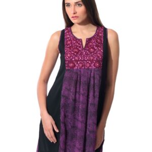 Aneri Women Magenta & Black Kurta