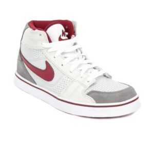 Nike Men Grey Ruckus Casual Shoes